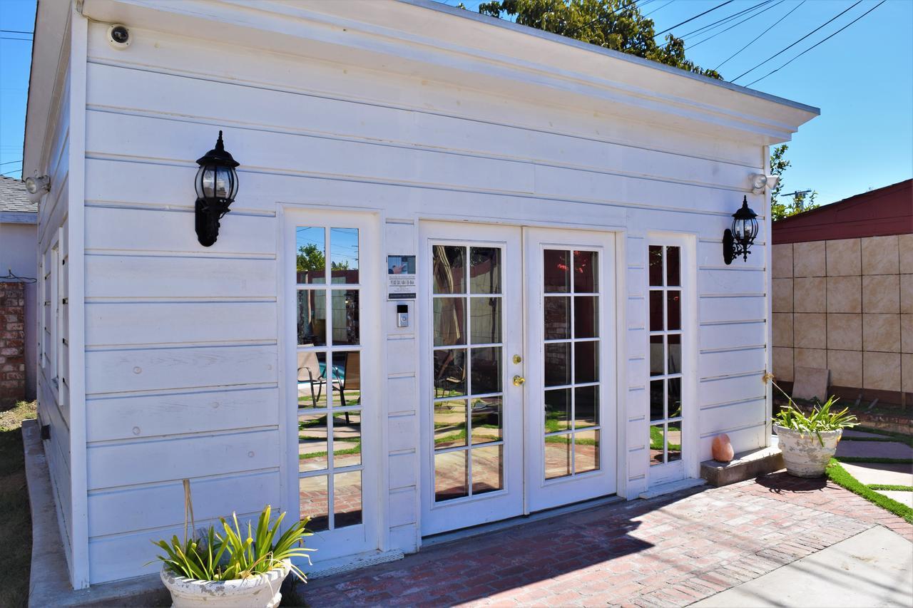The Anderson Estates Hostel Los Angeles Exterior photo